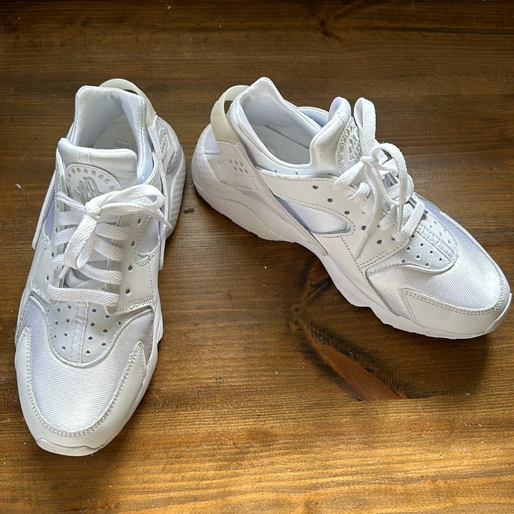 Nike Air Huarache Women’s